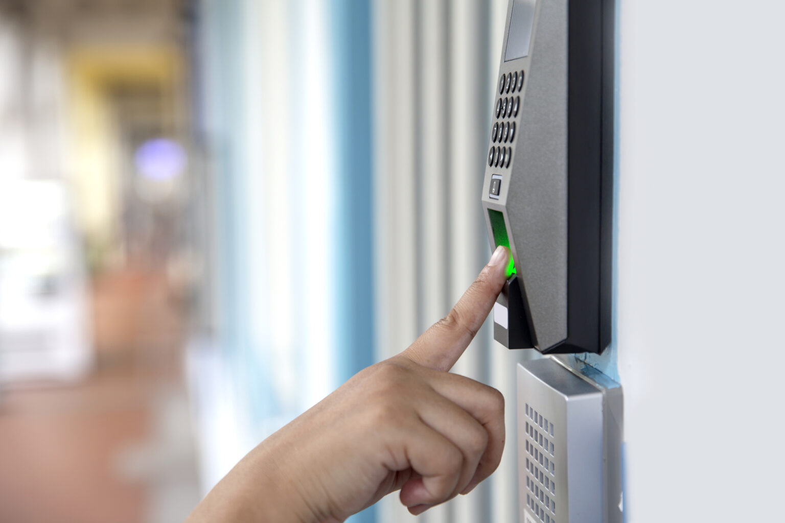 Control de acceso y gestión de empleados para empresas en Madrid